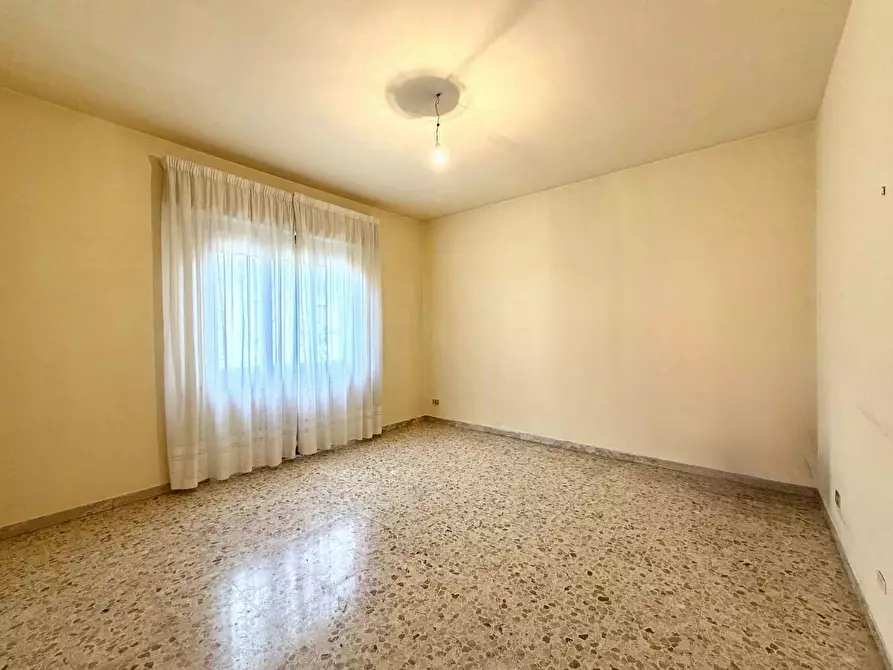 Immagine 14 di Casa bifamiliare in vendita  a Lucca