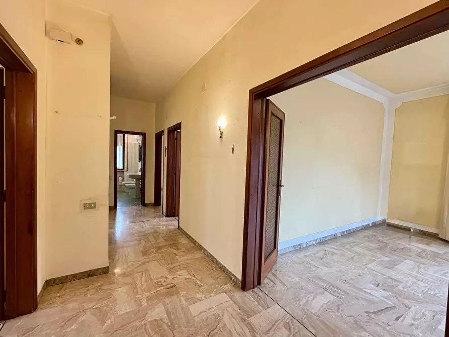 Immagine 33 di Casa bifamiliare in vendita  a Lucca