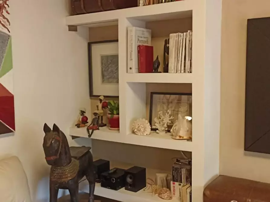 Immagine 15 di Appartamento in vendita  a Carrara