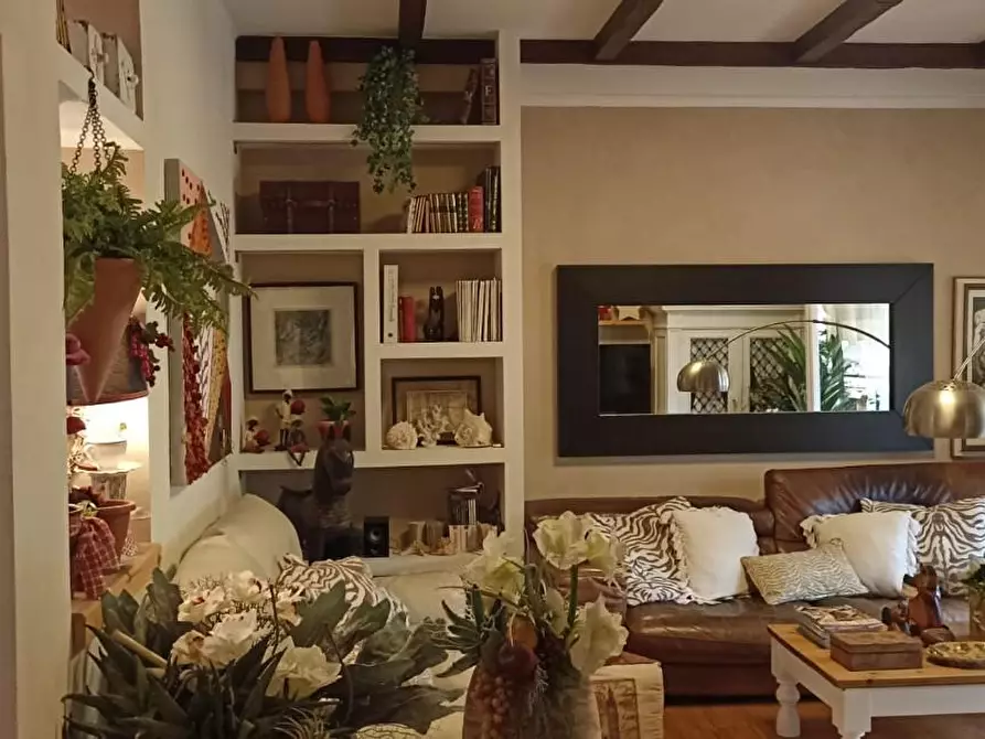 Immagine 27 di Appartamento in vendita  a Carrara