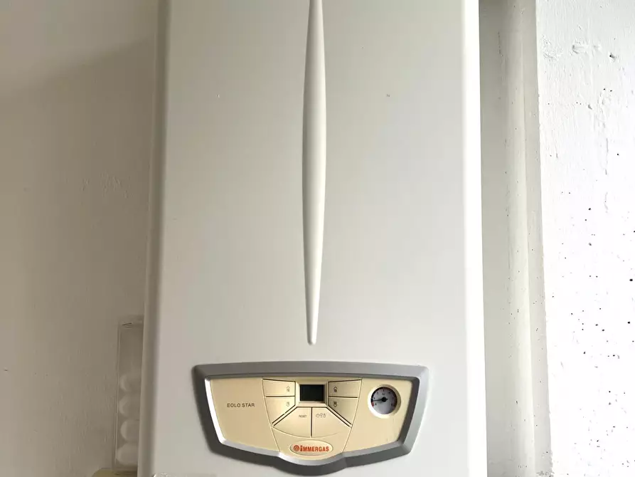 Immagine 15 di Terratetto in vendita  a Pisa