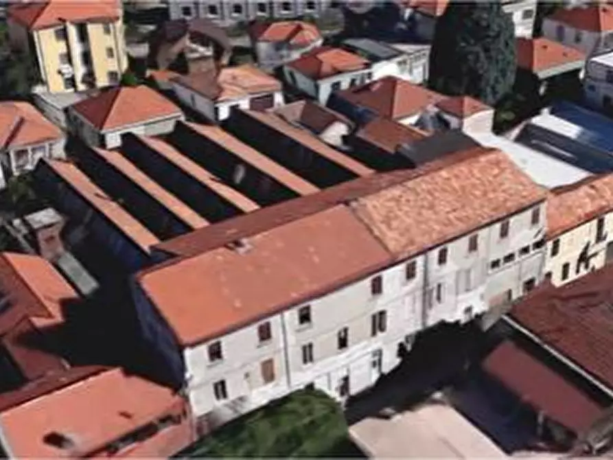 Immagine 1 di Attività artigianale in vendita  a Vigevano