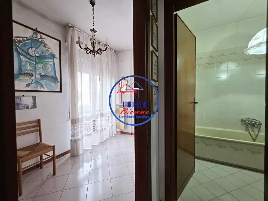 Immagine 23 di Villetta a schiera in vendita  a Viareggio