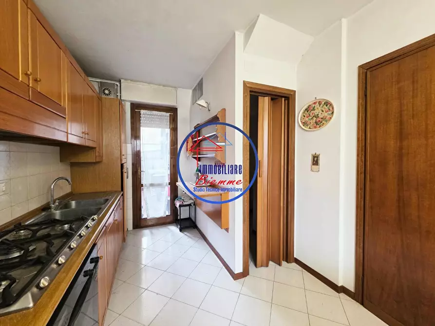 Immagine 4 di Villetta a schiera in vendita  a Viareggio