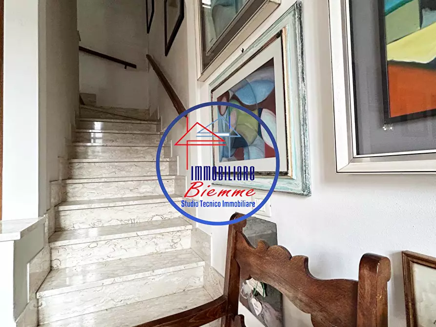 Immagine 12 di Villetta a schiera in vendita  a Viareggio