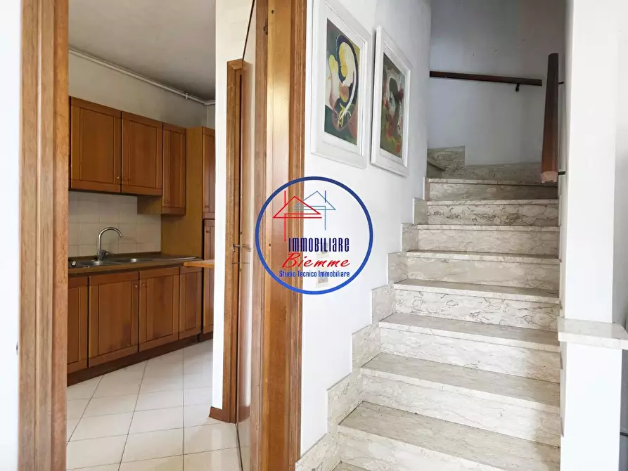 Immagine 10 di Villetta a schiera in vendita  a Viareggio