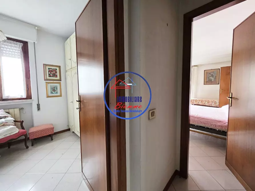 Immagine 18 di Villetta a schiera in vendita  a Viareggio