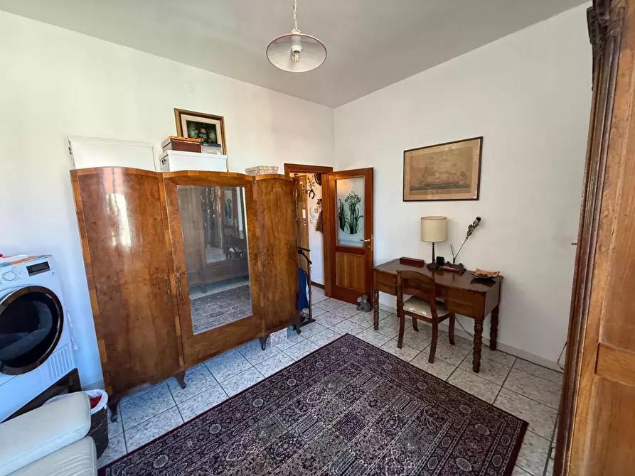 Immagine 29 di Appartamento in vendita  a Livorno