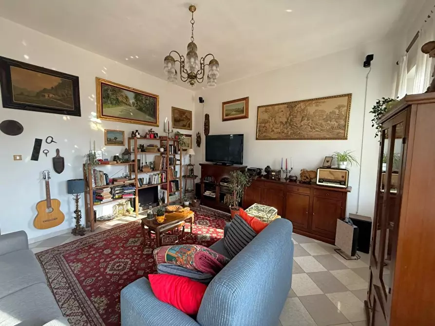 Immagine 16 di Appartamento in vendita  a Livorno