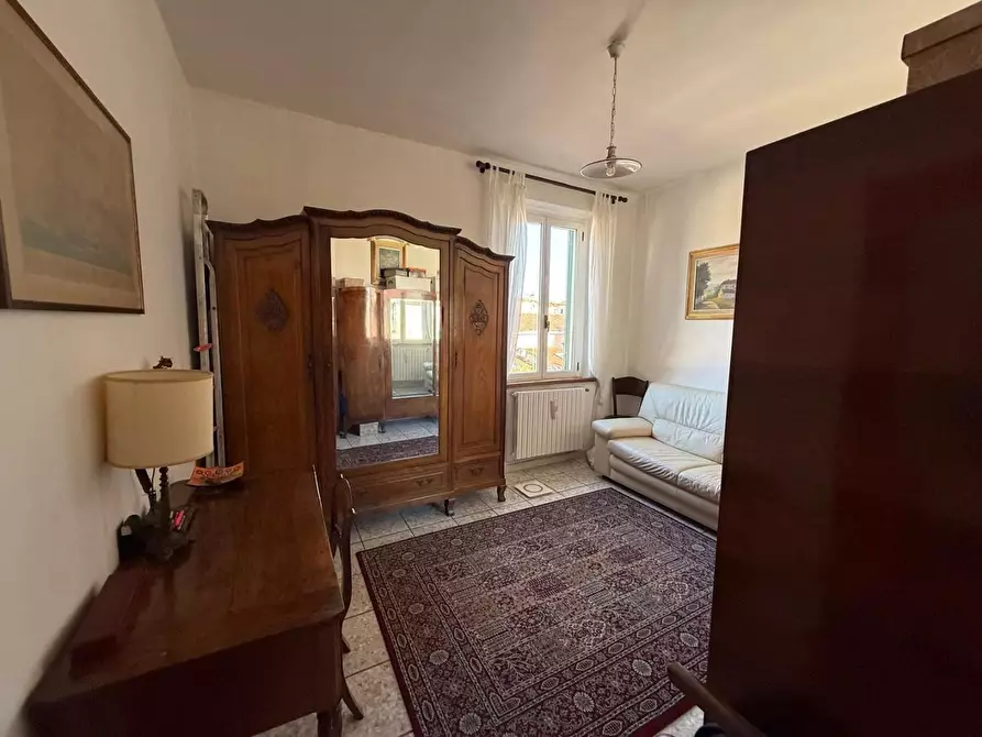 Immagine 13 di Appartamento in vendita  a Livorno