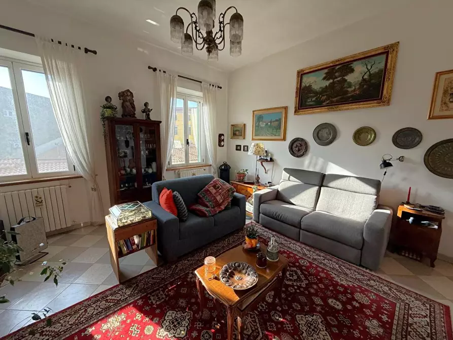 Immagine 3 di Appartamento in vendita  a Livorno