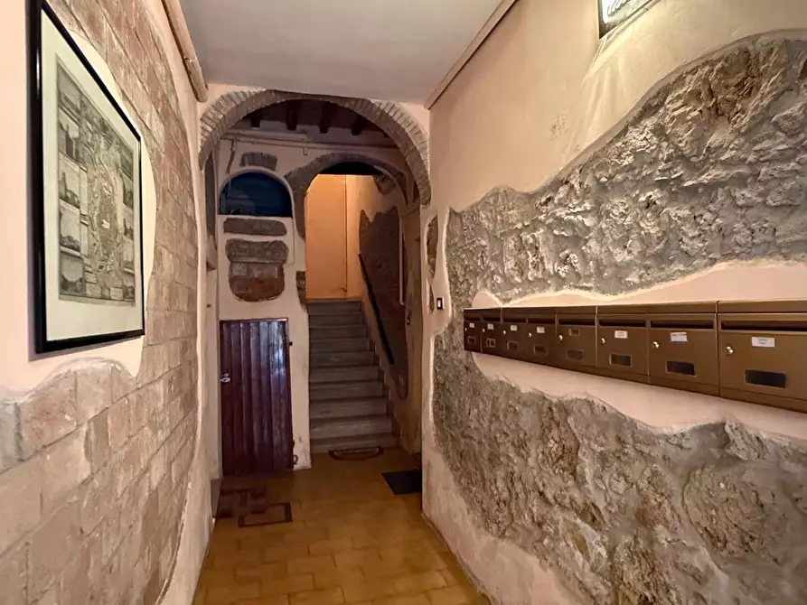 Immagine 36 di Appartamento in vendita  a Livorno