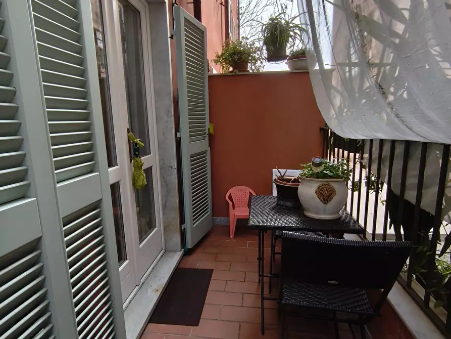 Immagine 9 di Casa semindipendente in vendita  a Carrara