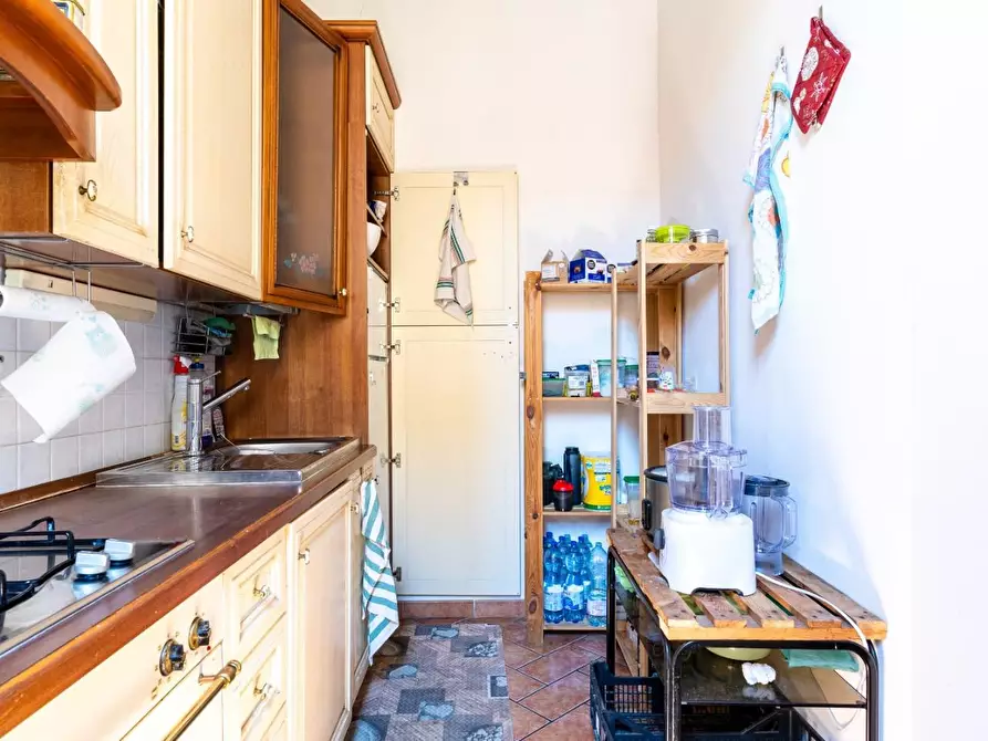 Immagine 8 di Appartamento in vendita  a Livorno