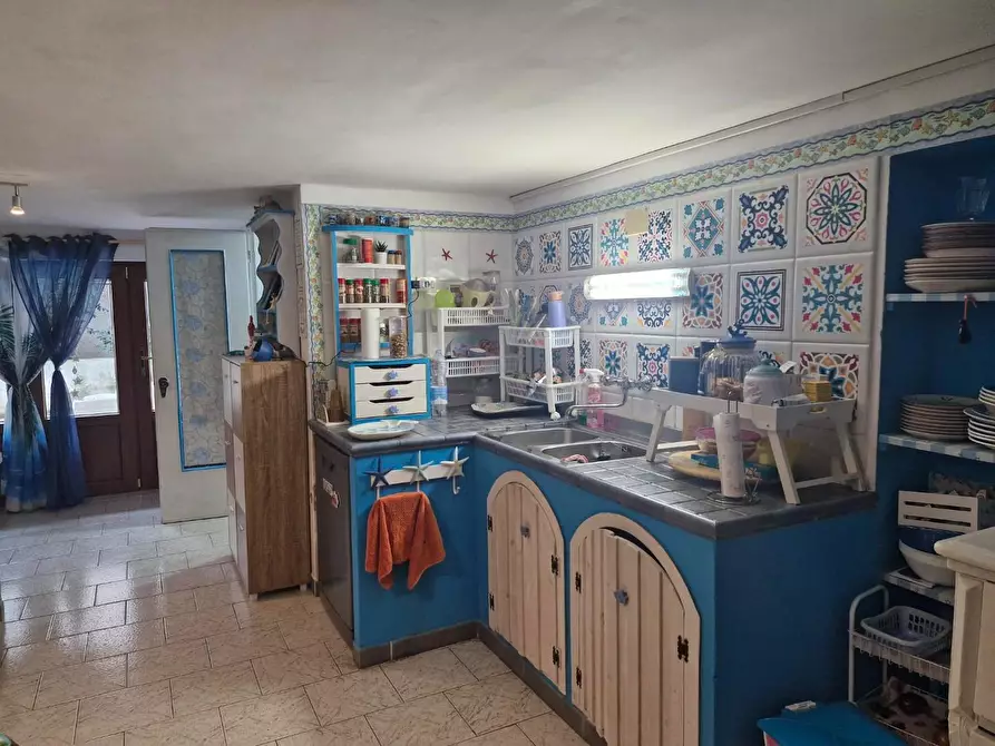 Immagine 14 di Appartamento in vendita  a Campiglia Marittima