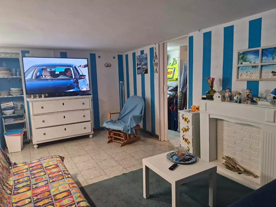 Immagine 15 di Appartamento in vendita  a Campiglia Marittima