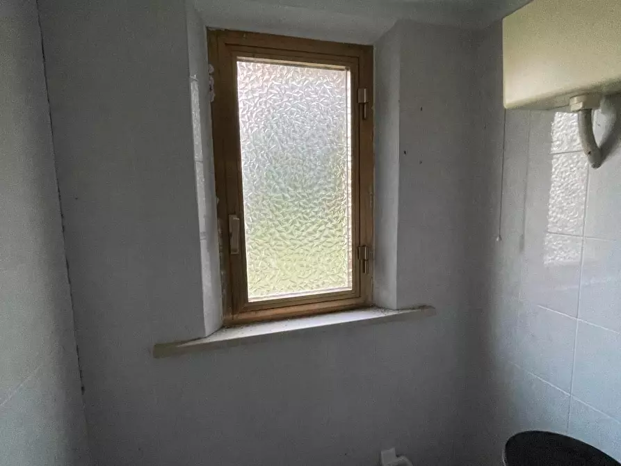 Immagine 27 di Villa in vendita  a Crespina Lorenzana