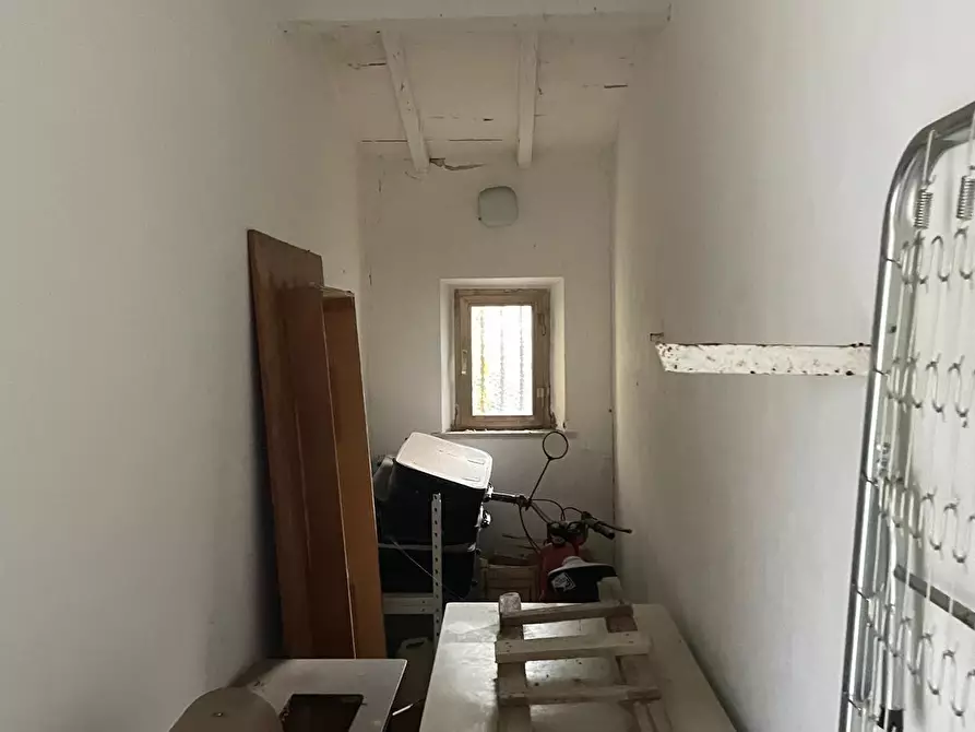 Immagine 38 di Villa in vendita  a Crespina Lorenzana