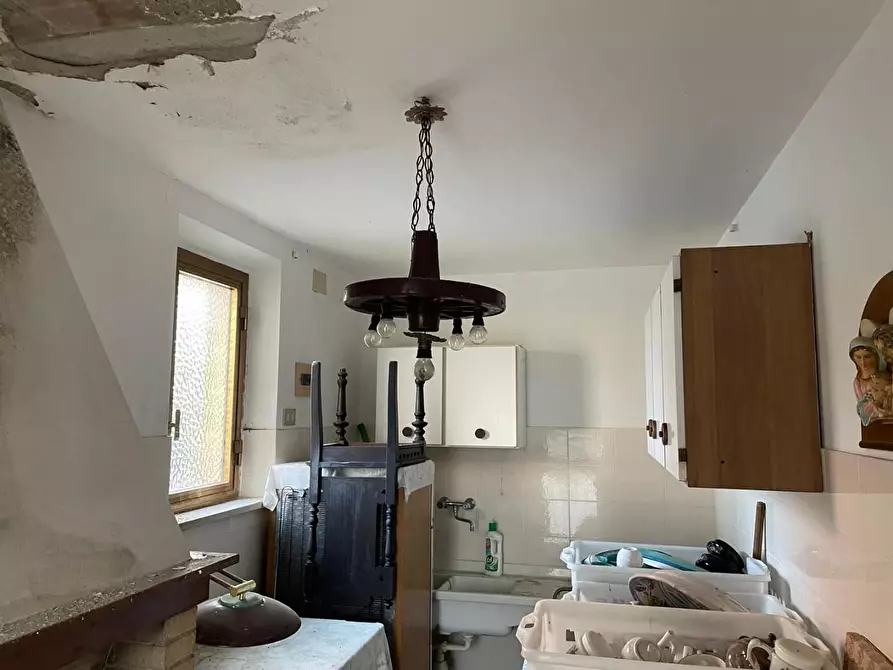 Immagine 42 di Villa in vendita  a Crespina Lorenzana