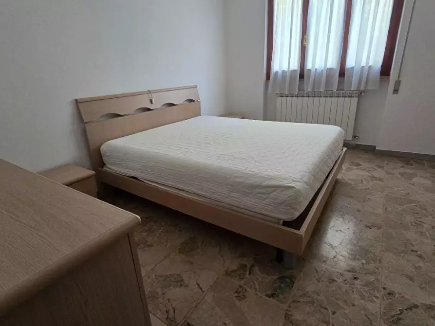 Immagine 11 di Appartamento in vendita  a Massa