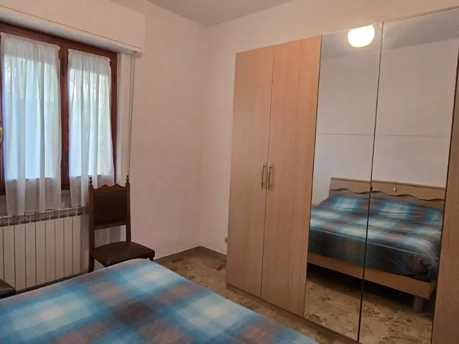 Immagine 6 di Appartamento in vendita  a Massa