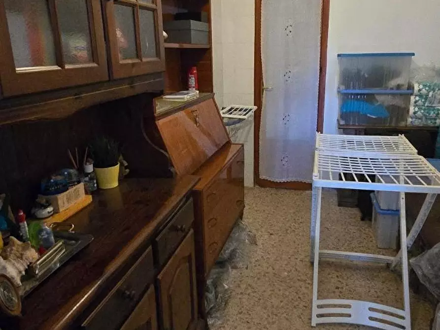 Immagine 4 di Appartamento in vendita  a Massa