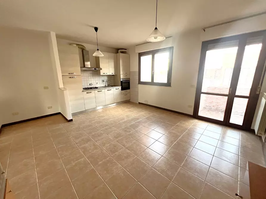 Immagine 4 di Appartamento in vendita  a Cascina