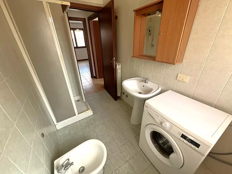 Immagine 8 di Appartamento in vendita  a Cascina