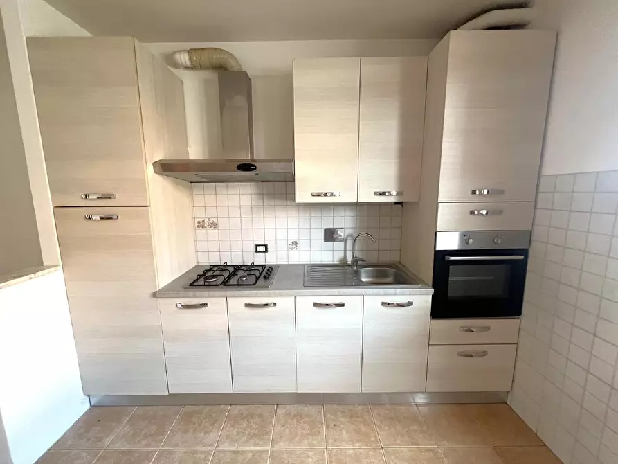 Immagine 5 di Appartamento in vendita  a Cascina