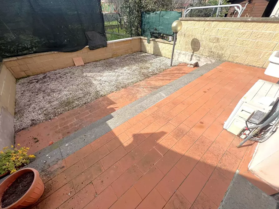 Immagine 12 di Appartamento in vendita  a Cascina