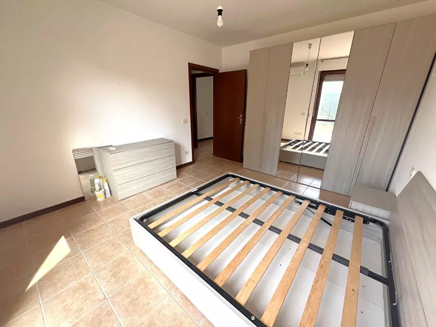 Immagine 11 di Appartamento in vendita  a Cascina