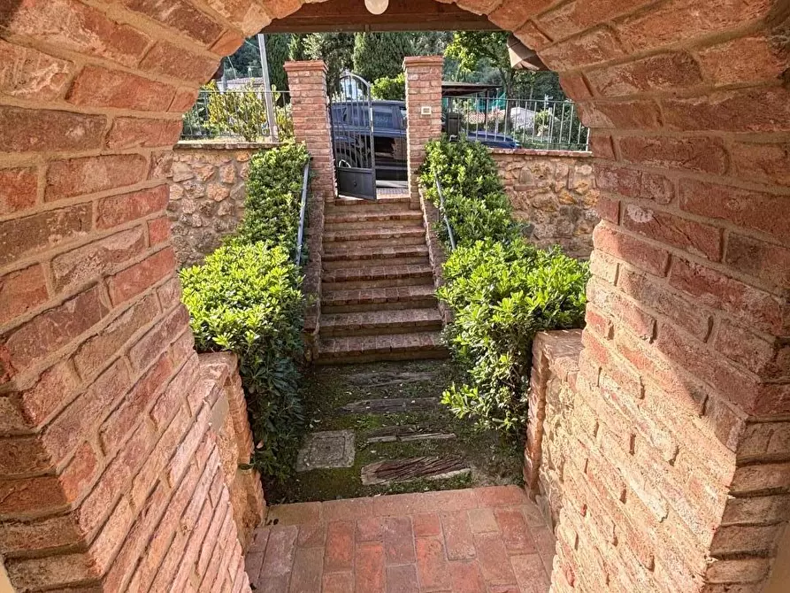 Immagine 17 di Appartamento in vendita  a Chianni