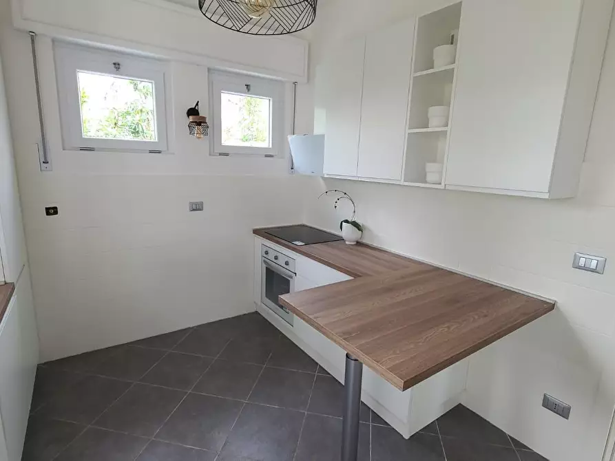 Immagine 8 di Casa indipendente in vendita  a Forte Dei Marmi