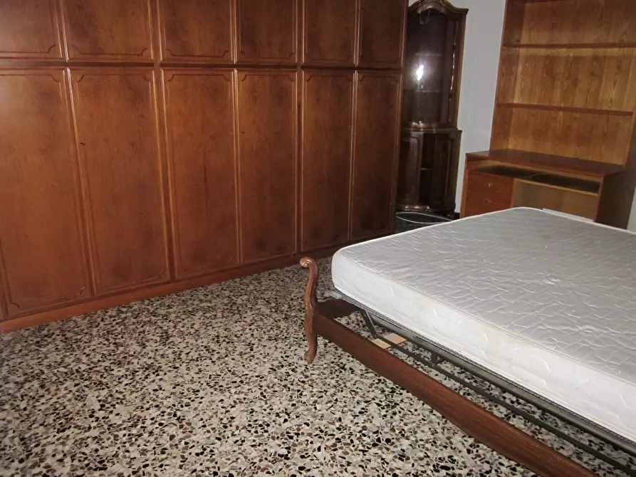 Immagine 4 di Appartamento in vendita  a Casteggio