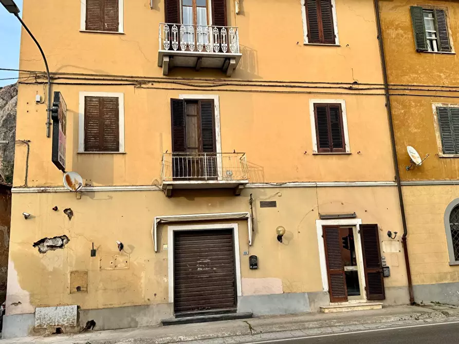 Immagine 4 di Locale commerciale in vendita  a Vicopisano