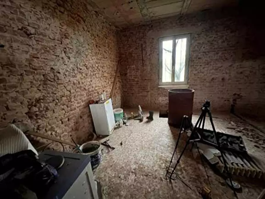 Immagine 15 di Terratetto in vendita  a Casteggio