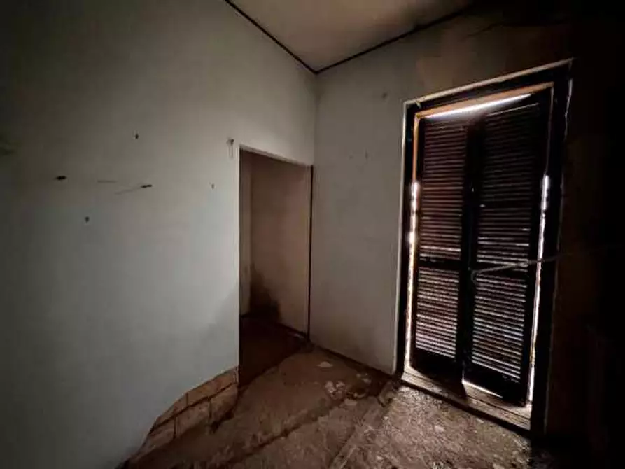 Immagine 41 di Terratetto in vendita  a Casteggio
