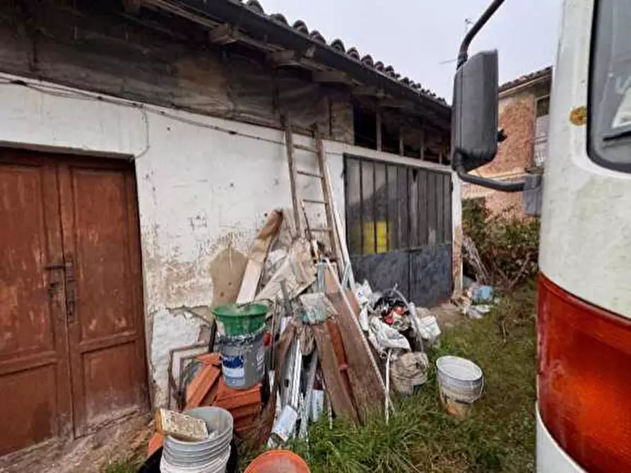 Immagine 51 di Terratetto in vendita  a Casteggio