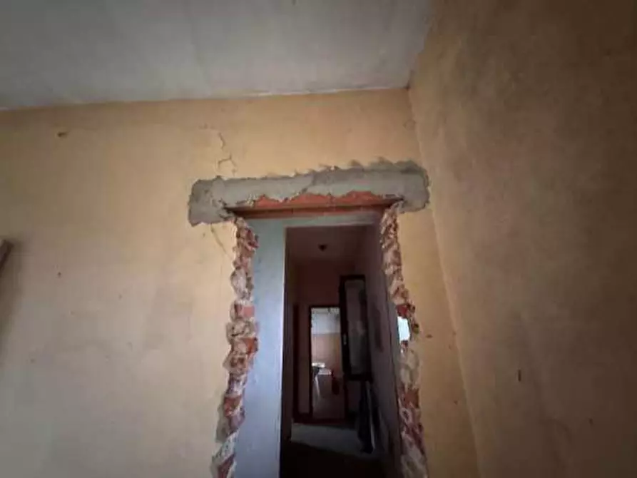 Immagine 39 di Terratetto in vendita  a Casteggio