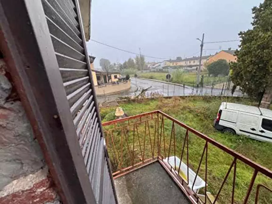 Immagine 28 di Terratetto in vendita  a Casteggio