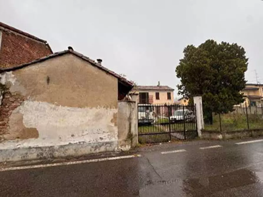 Immagine 5 di Terratetto in vendita  a Casteggio