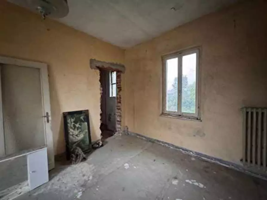 Immagine 29 di Terratetto in vendita  a Casteggio