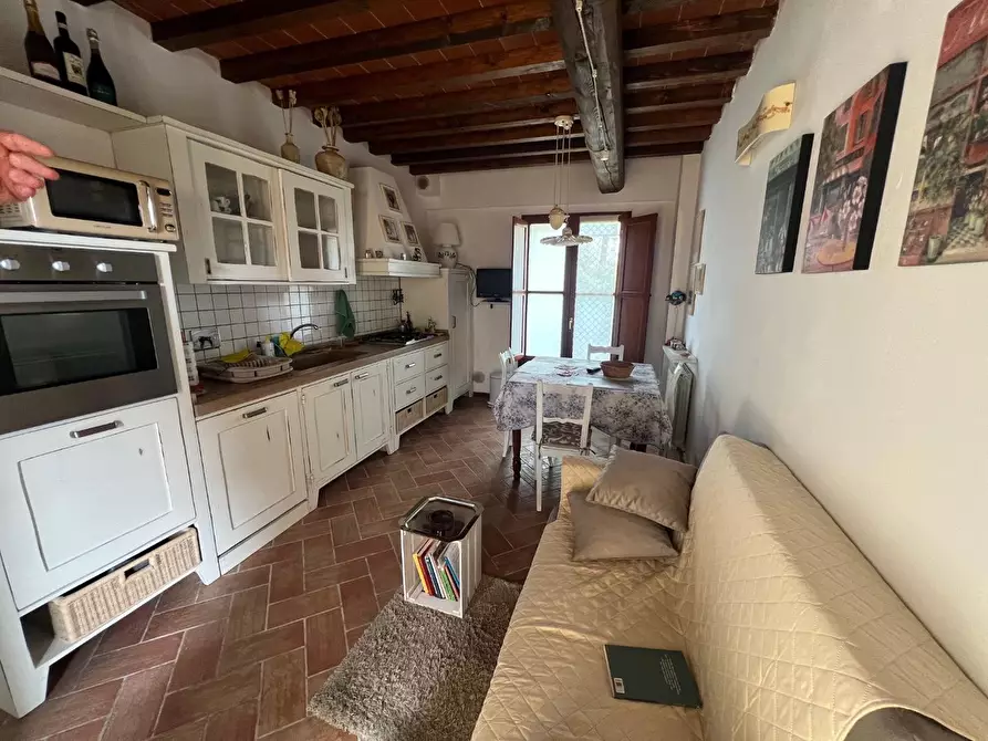 Immagine 7 di Appartamento in affitto  a Gambassi Terme