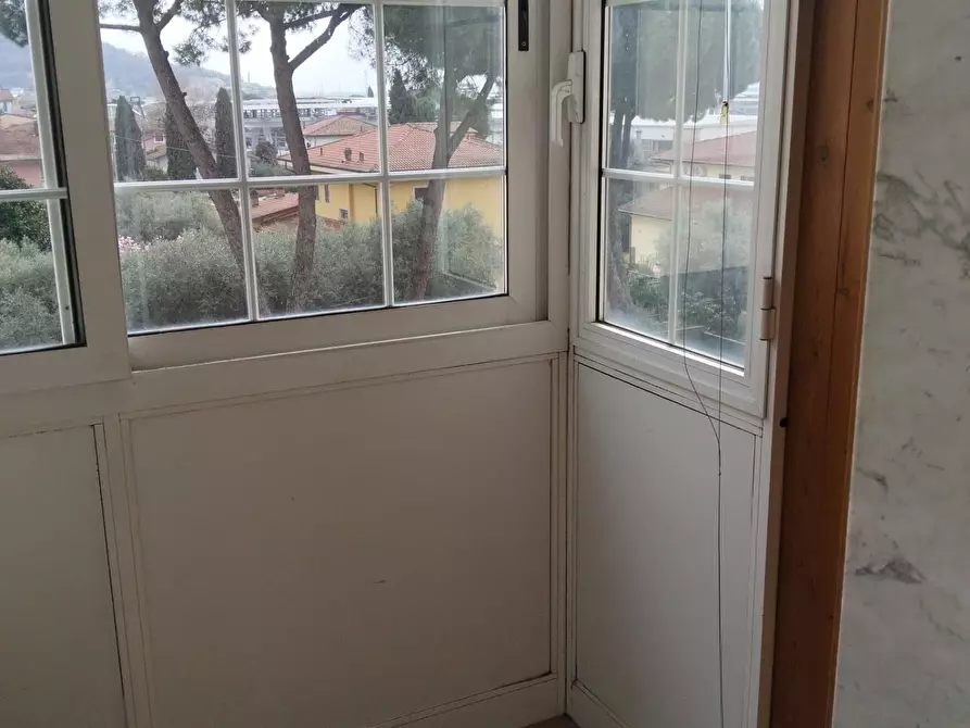 Immagine 10 di Appartamento in vendita  a Carrara