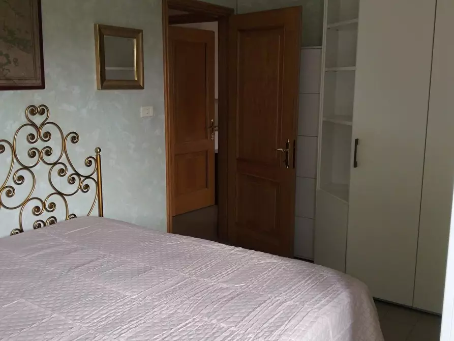 Immagine 8 di Appartamento in vendita  a Carrara