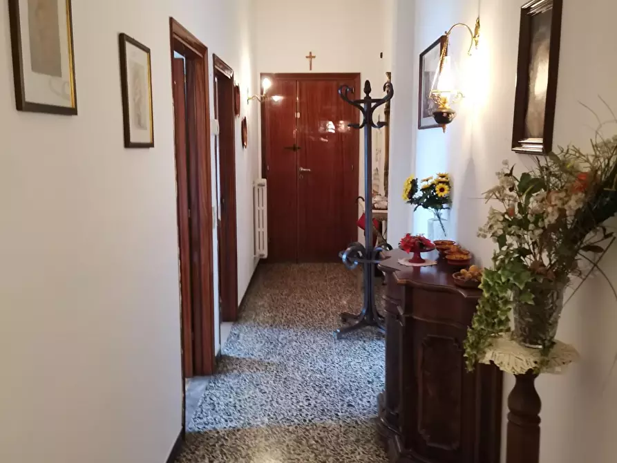 Immagine 9 di Appartamento in vendita  a Poggibonsi