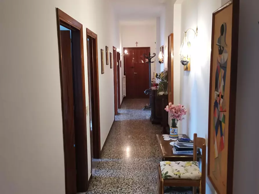 Immagine 4 di Appartamento in vendita  a Poggibonsi