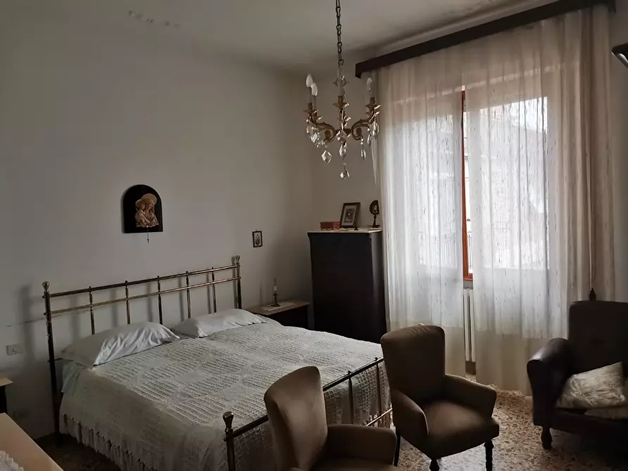 Immagine 6 di Appartamento in vendita  a Poggibonsi