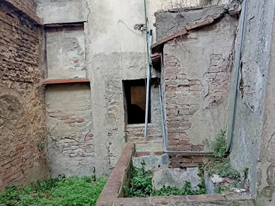 Immagine 12 di Rustico / casale in vendita  a Vicopisano