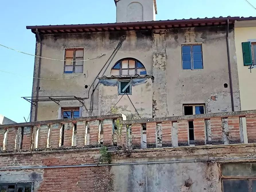 Immagine 8 di Rustico / casale in vendita  a Vicopisano